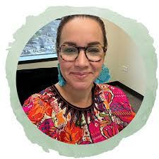 Suzanne Geary's Instagram, Twitter & Facebook