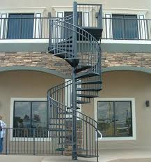 The relationship between riser and tread should remain constant throughout the entire flight of steps/stairs. 31 Outdoor Modern Steel Stair Railing Design