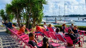Buses go all around lorient and to nearby cities such as ploemeur, guidel, lanester, and hennebont. Lorient Tourisme Bretagne