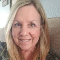 Lori Liles's Instagram, Twitter & Facebook