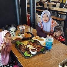 Στο tripadvisor θα βρείτε κριτικές από ταξιδιώτες, φωτογραφίες και χαμηλές τιμές για ξενοδοχεία (parit buntar, μαλαισία). Brader S Cafe Parit Buntar Restaurant Reviews Photos Phone Number Tripadvisor