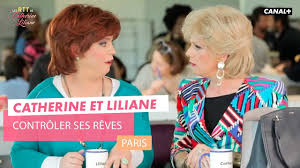 Après avoir visionné quelques images de catherine et liliane qui, comme de coutume, sème l'hilarité sur le plateau, l'une des chroniqueuses avait invité le comédien à parler de ses personnages. Controler Ses Reves Catherine Et Liliane Canal Youtube