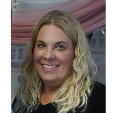 Lori Wang's Instagram, Twitter & Facebook