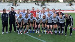 Sie vereint frauen, männer und zahlreiche junge menschen, um gemeinsam in gleicher weise zu beten. Studentinnennationalmannschaft Reist Nach Uruguay Dfb Deutscher Fussball Bund E V