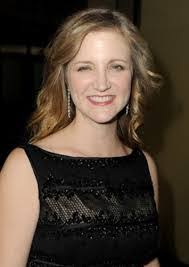 Jennifer Getzinger's Instagram, Twitter & Facebook