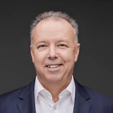 Dustin Seale's Instagram, Twitter & Facebook