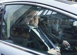 La montréalaise affirme avoir été agressée sexuellement par le producteur en 1994, après une soirée dans un restaurant de la métropole en sa compagnie. Zk37el5mbpvuzm