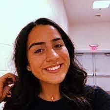 Vivian Pascal's Instagram, Twitter & Facebook