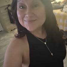 Is anyone watching Sneaky Links