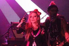 Lirik Dan Chord Lagu When You Re Gone Avril Lavigne Halaman All Kompas Com