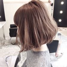 トップスタイリスト下川 外国人風 前下がりボブ ハイライト 長い前髪 ロング巻き方 shima 前髪 ロング ハイライト ボブ 前下がりボブ