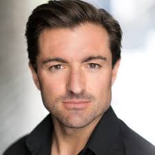 Richard Munday's Instagram, Twitter & Facebook