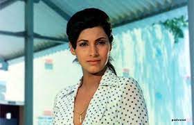 Dimple Kapadia Makeup Outfit And Hair In Bobby Dimples Bollywood Actress Vintage Bollywood