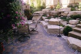 Curved and ornamental stone edging will lift your borders. Landscape Border Ideas Cheap Oscarsplace Furniture Ideas Best Landscape Border Ideas And Pictures