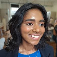 Laura... Absolutely loved this makeup look. Soft & sultry. Giving that  overall matte look to the eyes, highlighting the inner corners defined with  black liner. She knew exactly what she wanted &