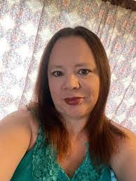 Denise Shoemaker's Instagram, Twitter & Facebook