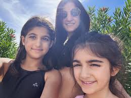 Roxanna Amber (@roxamber_1) • Instagram photos and videos