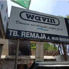 Banyak pembangunan pusat perbelanjaan, universitas, sekolah, kompleks. Tb Remajaa Toko Bahan Bangunan