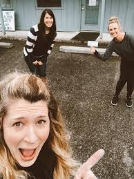 Marilee Austin's Instagram, Twitter & Facebook