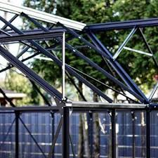 Pflanzen Abharten Bevor Sie Ins Freiland Kommen Gruneliebe In 2020 Gewachshaus Pflanzen Stecklinge