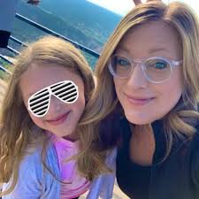 Amanda Blassingame's Instagram, Twitter & Facebook