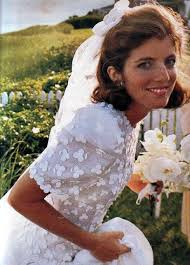 Caroline Kennedy Wearing Carolina Herrera On Her Wedding Day Caroline Kennedy Wedding Kennedy Wedding Dress Caroline Kennedy Wedding Dress