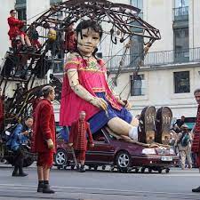 J'avais vu ce spectacle à nantes en 1990 il y a bientôt 30 ans. Royal De Luxe A Nantes El Xolo Conte Mexicain L Express