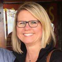 Kathryn Bowling's Instagram, Twitter & Facebook