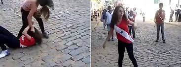 Jun 17, 2021 · a convivência no acampamento é um dos grandes desafios do no limite, e jéssica mueller já confessou durante o programa que se sente afastada dos companheiros da tribo calango. Briga Entre Adolescentes Viraliza Na Internet Ja Acabou Jessica Tecmundo