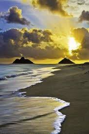 This park features an array of natural spots perfect for relaxing with the family and simply taking in the view. Pin By Joanne Wilson On Sunrise Sunset Weather Lanikai Beach Beautiful Sunset Beautiful Sunrise