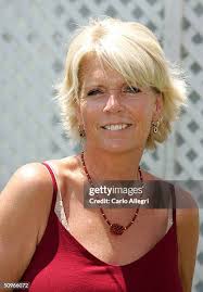 184 Elizabeth Baxter Stock Photos, High-Res Pictures, and Images