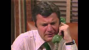 Lisa Settles In, Penny Calls Bob