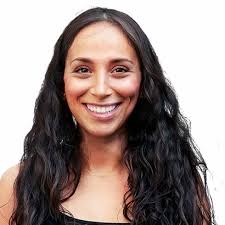 Galerie: Polonahé ženské tělo, nebo trochu látky? Co je lepší?