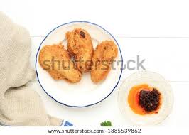 Salah satunya sebagai cocolan untuk pisang goreng khas manado. Shutterstock Puzzlepix
