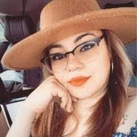 Elisa Vaughan's Instagram, Twitter & Facebook