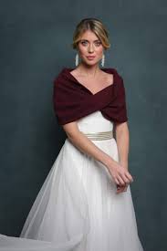See more of hochzeitskleid on facebook. Kuscheliger Braut Schal Loop In Bordeaux Rot Zum Brautkleid Brautkleid Brautjacke Hochzeit Jacke