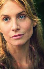 Pin By Jo Dee On Elizabeth Mitchell Elizabeth Mitchell Elizabeth Celebrities Female