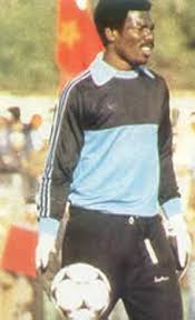 Tommy n´kono he was one of the first african goalkeepers in triumph in europe. Pin En Sehnsucht Fussball