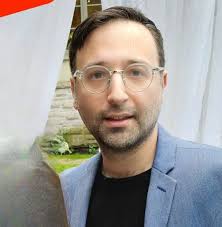 The Greatest Ghostwriter Ever 🤣