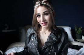 AuroraXoxo - Jealous Ex-Girlfriend JOI