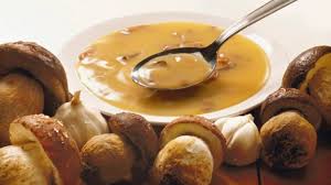 Sono un contorno che si sposa bene con altre verdure e con il sapore della carne. Ricette Sfiziose E Veloci Vellutata Di Patate E Funghi Porcini Con Pane Tostato Wine Dharma
