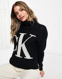 Maybe you would like to learn more about one of these? Calvin Klein Jeans Strickpullover Mit Rollkragen Und Logo Front In Schwarz Asos