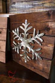 Diy Rustic Holiday Decor Designed Decor Christmas Wall Decor Rustic Holiday Decor Diy Rustic Wall