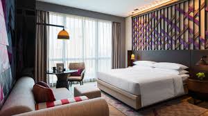 The blackbird hotel · 4. Overview