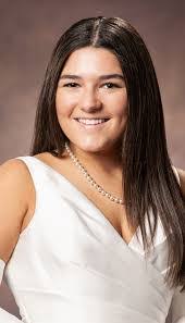 Elizabeth Nuckolls's Instagram, Twitter & Facebook