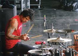 Former slipknot drummer, dies at 46. Joey Castillo Hot Drummer From Queens Of The Stone Age Joeycastillo Queensofthestoneage Hotdrummers In 2021 Joey Castillo Queens Of The Stone Age Drummer
