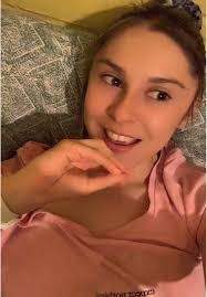 Paula Lomas's Instagram, Twitter & Facebook