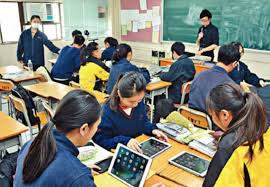 I have no idea why we gotta pay to read those valueless news from the bad apple. ä¸­å°å¹¼å¾©èª²ç„¡æœŸæº–æ•™å¸«å¯¦ç¿'å—é˜» é ­æ¢æ—¥å ±