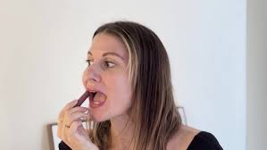 Site Loop: The Instyle Team Tests the MAKEUP BY MARIO MoistureGlow Plumping  Lip Serum