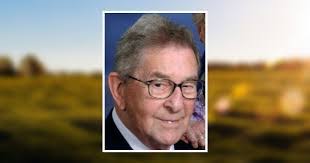 Marilyn Rowan's Instagram, Twitter & Facebook